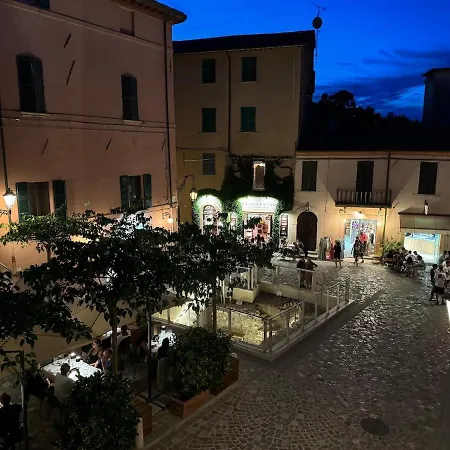 Al Centro Di Santarcangelo *