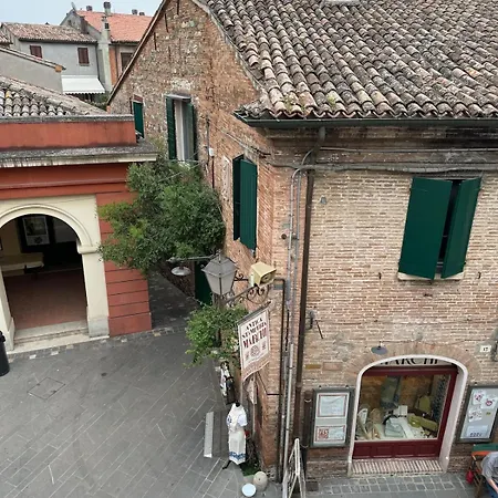 Al Centro Di Santarcangelo *